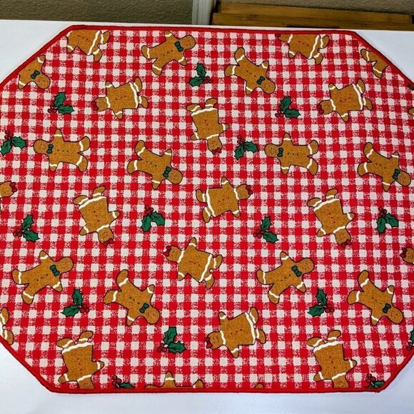 Holiday Gingerbread Men, Women and Santa Holiday Placemats (x2) - Picture 1 of 3